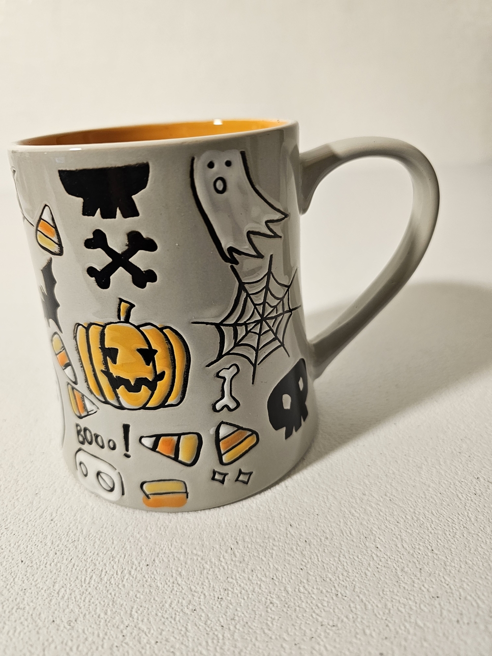 Spectrum Designz Halloween ceramic mug